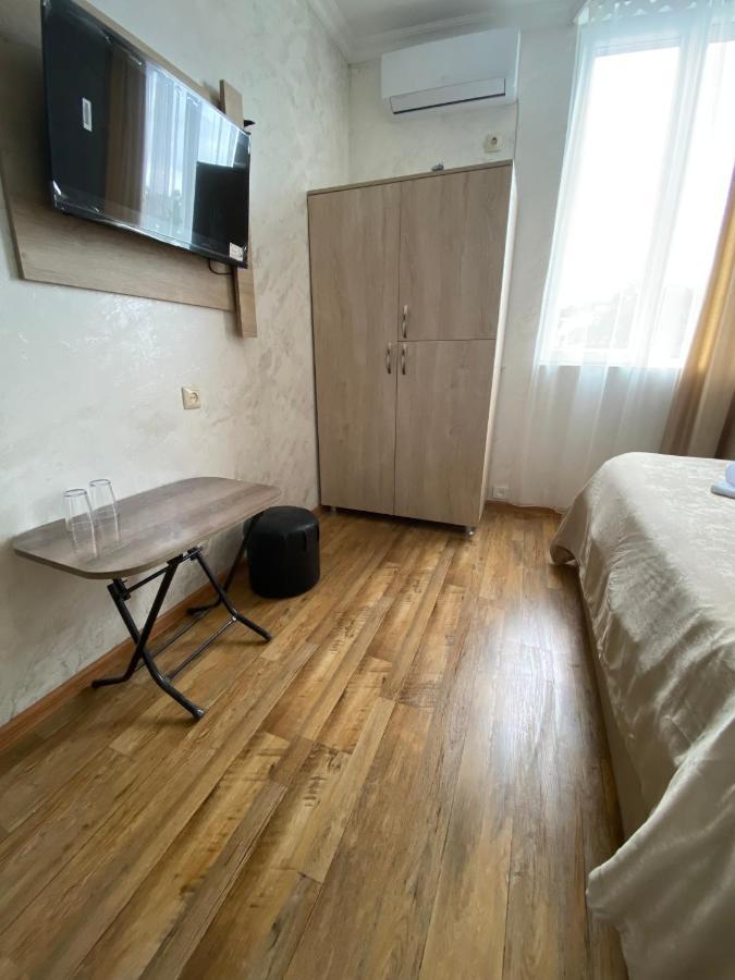 Holiday House Chkonia Batumi Exterior photo