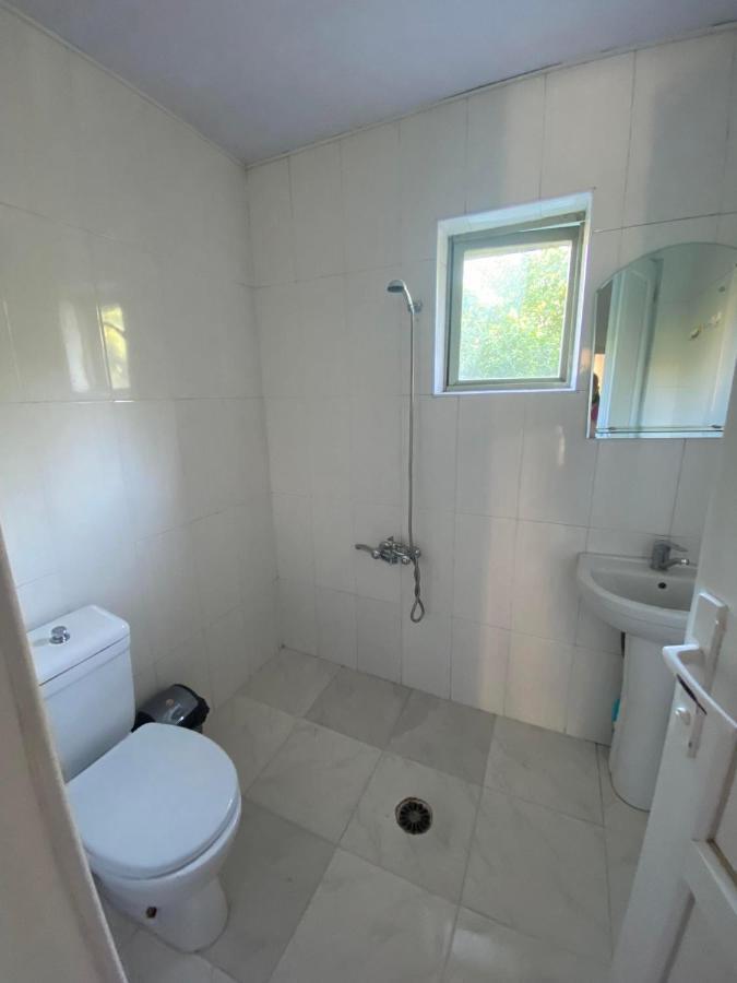 Holiday House Chkonia Batumi Exterior photo