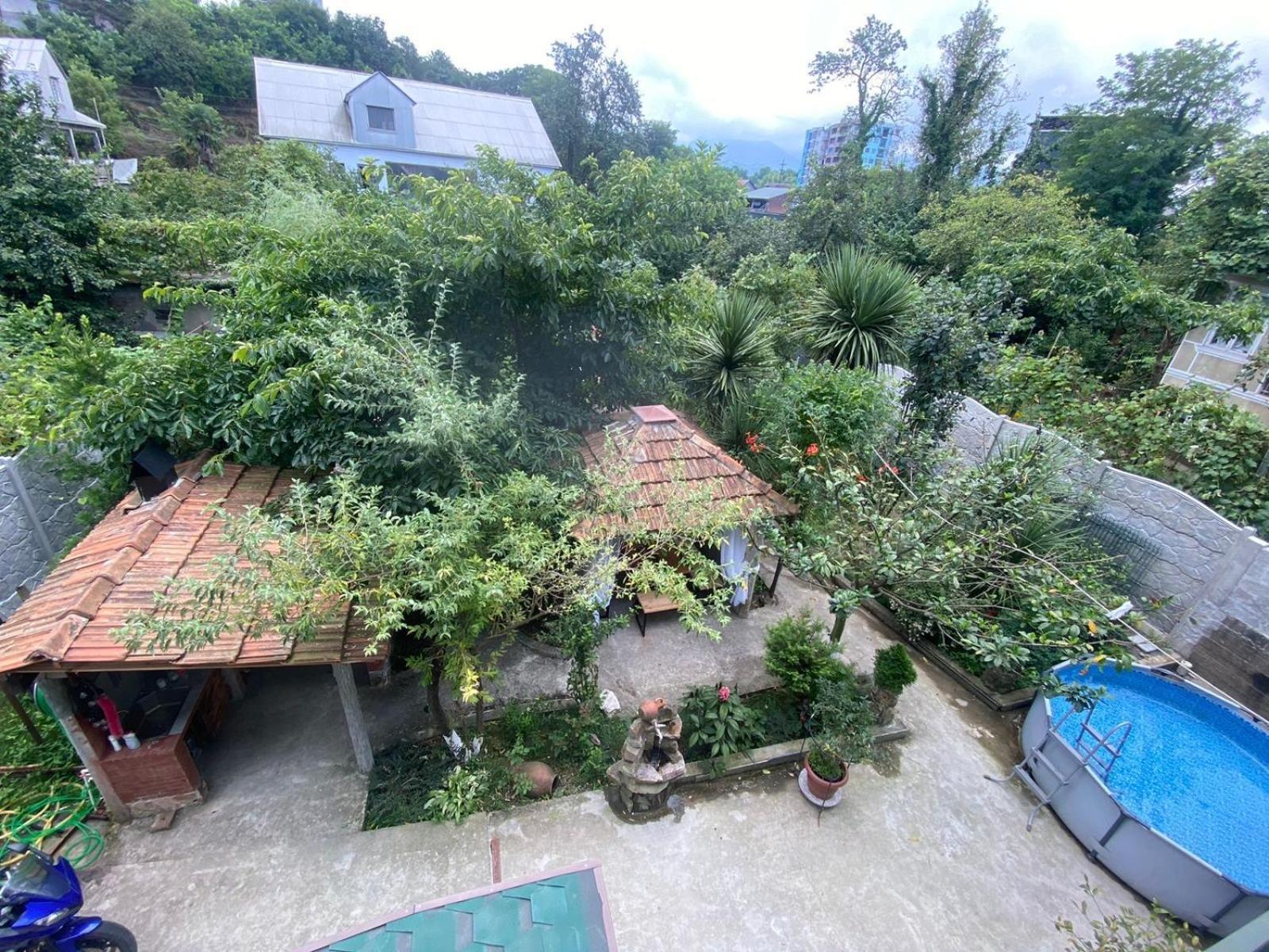 Holiday House Chkonia Batumi Exterior photo